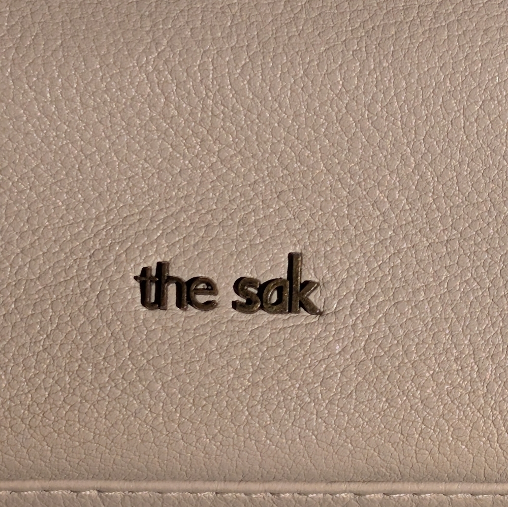 The Sak Iris Studded Leather Smartphone Cream In Excellent Condition! - Picture 10 of 11